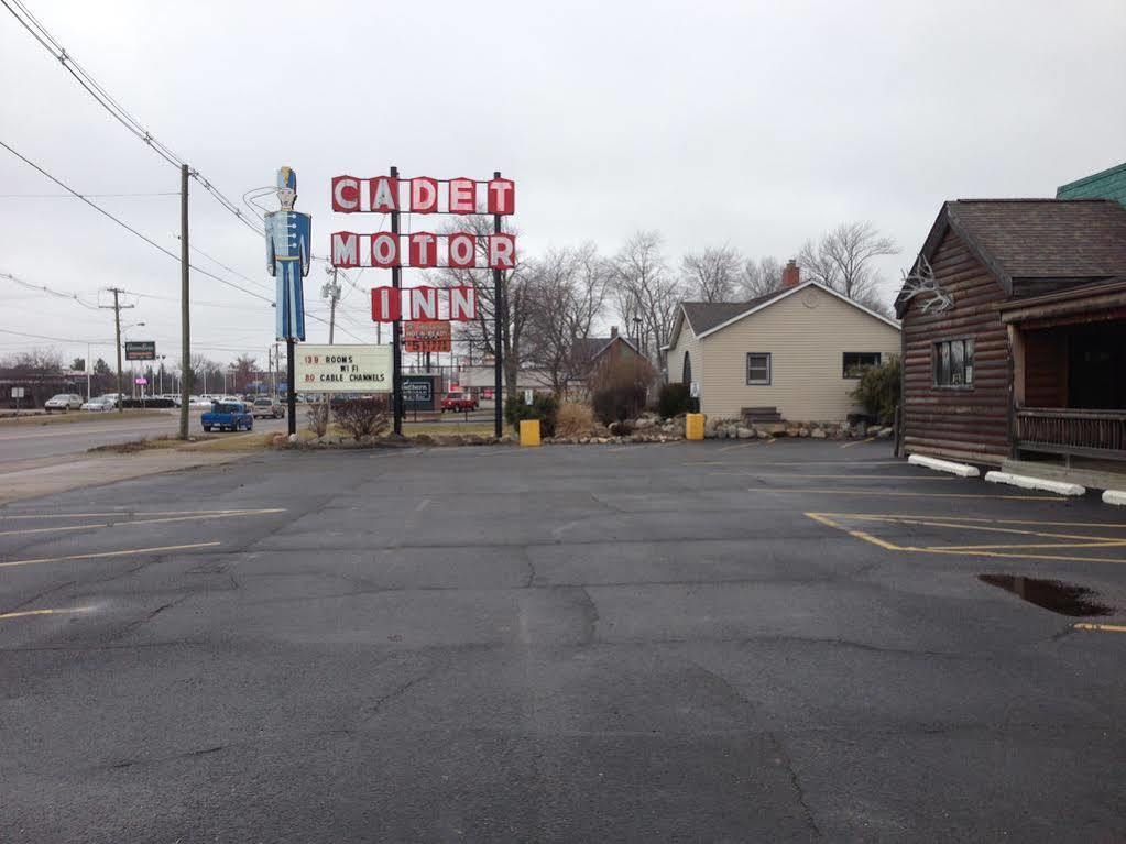 Cadet Motor Inn - Coldwater Exterior photo